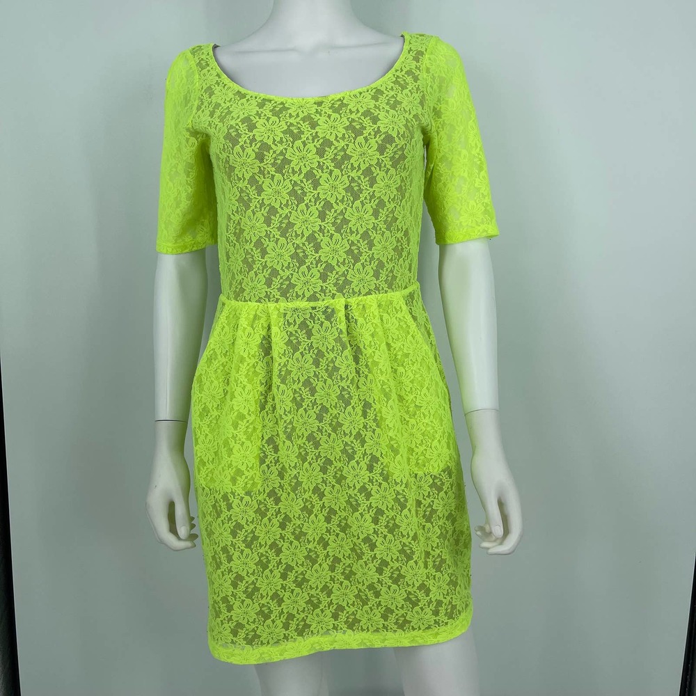 Anthropologie Silence + Noise Neon Green Floral Lace Dress Medium